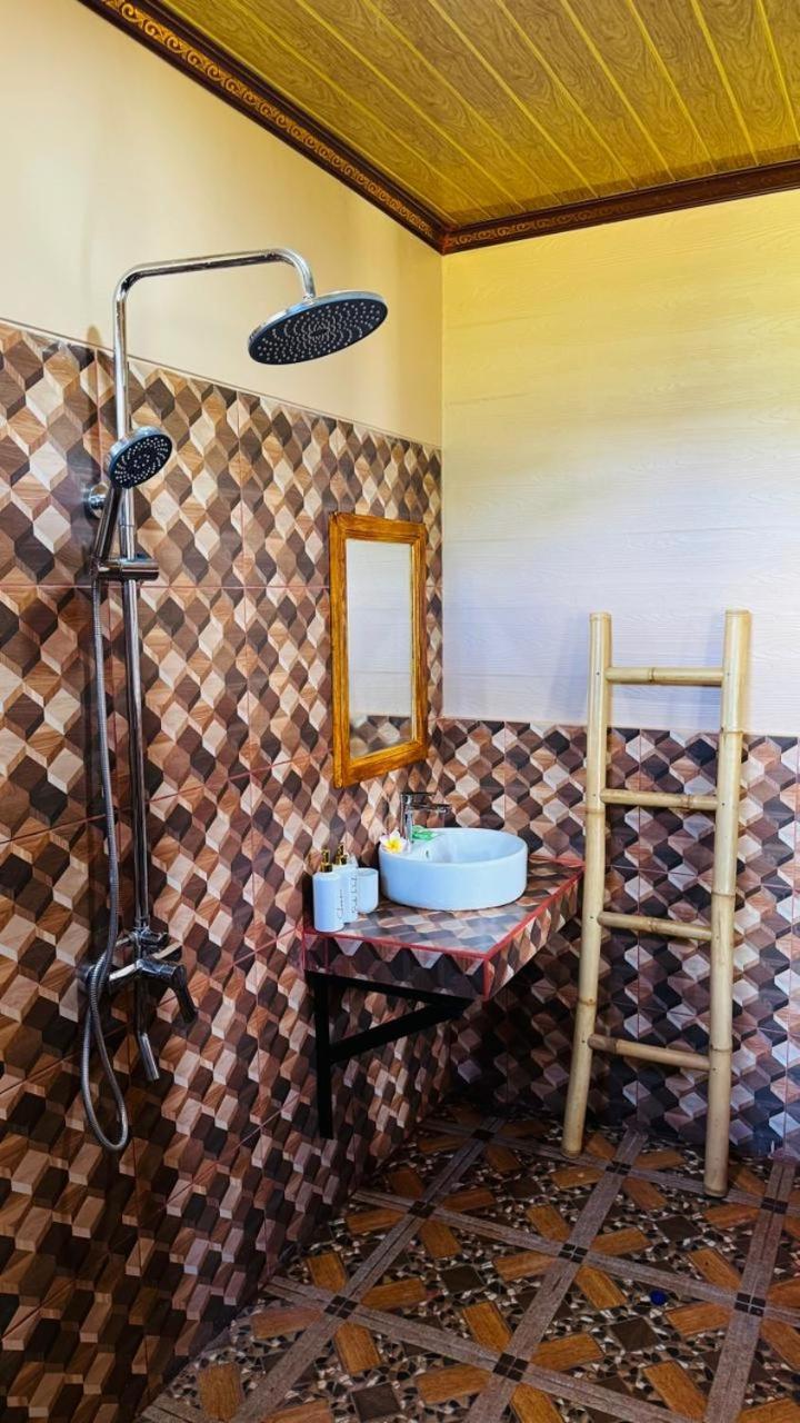 One-Bedroom Bungalow
