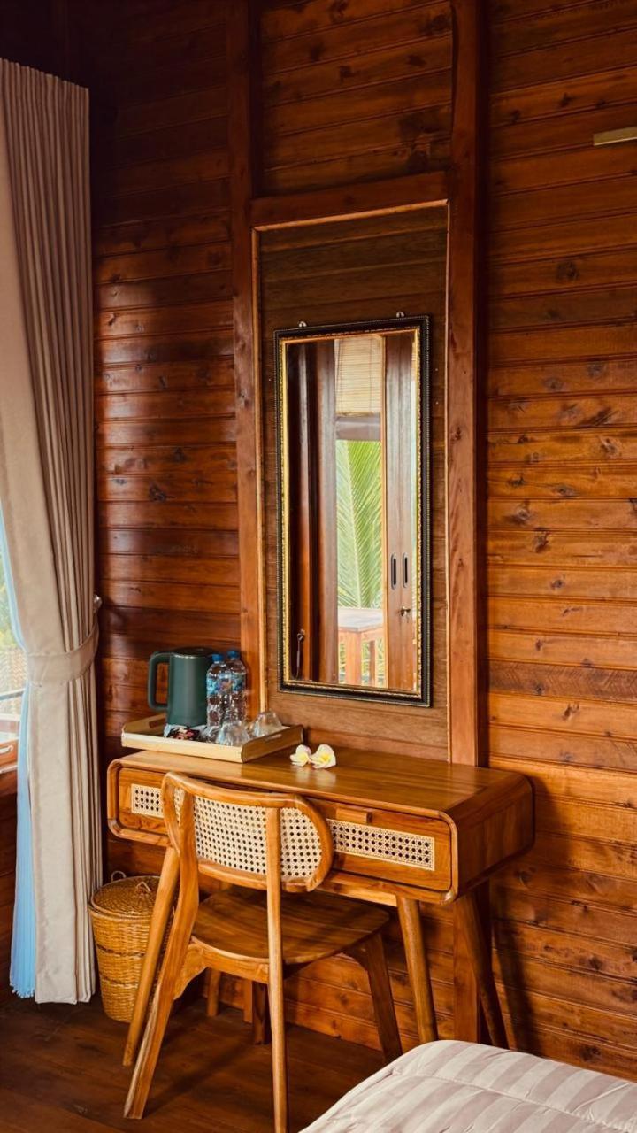 One-Bedroom Bungalow