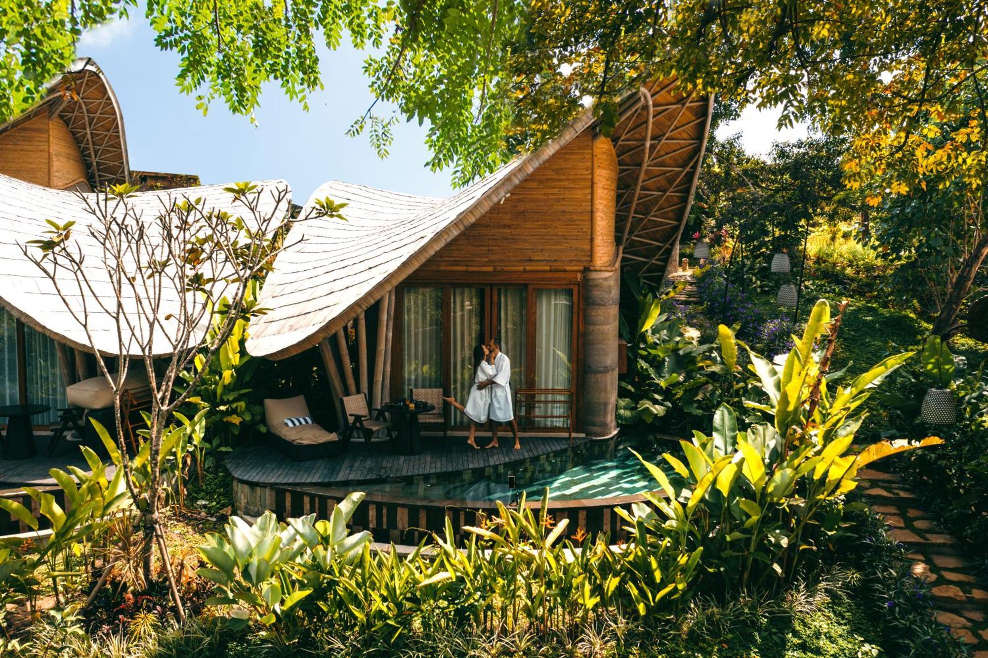 Jungle Garden Pool Villa