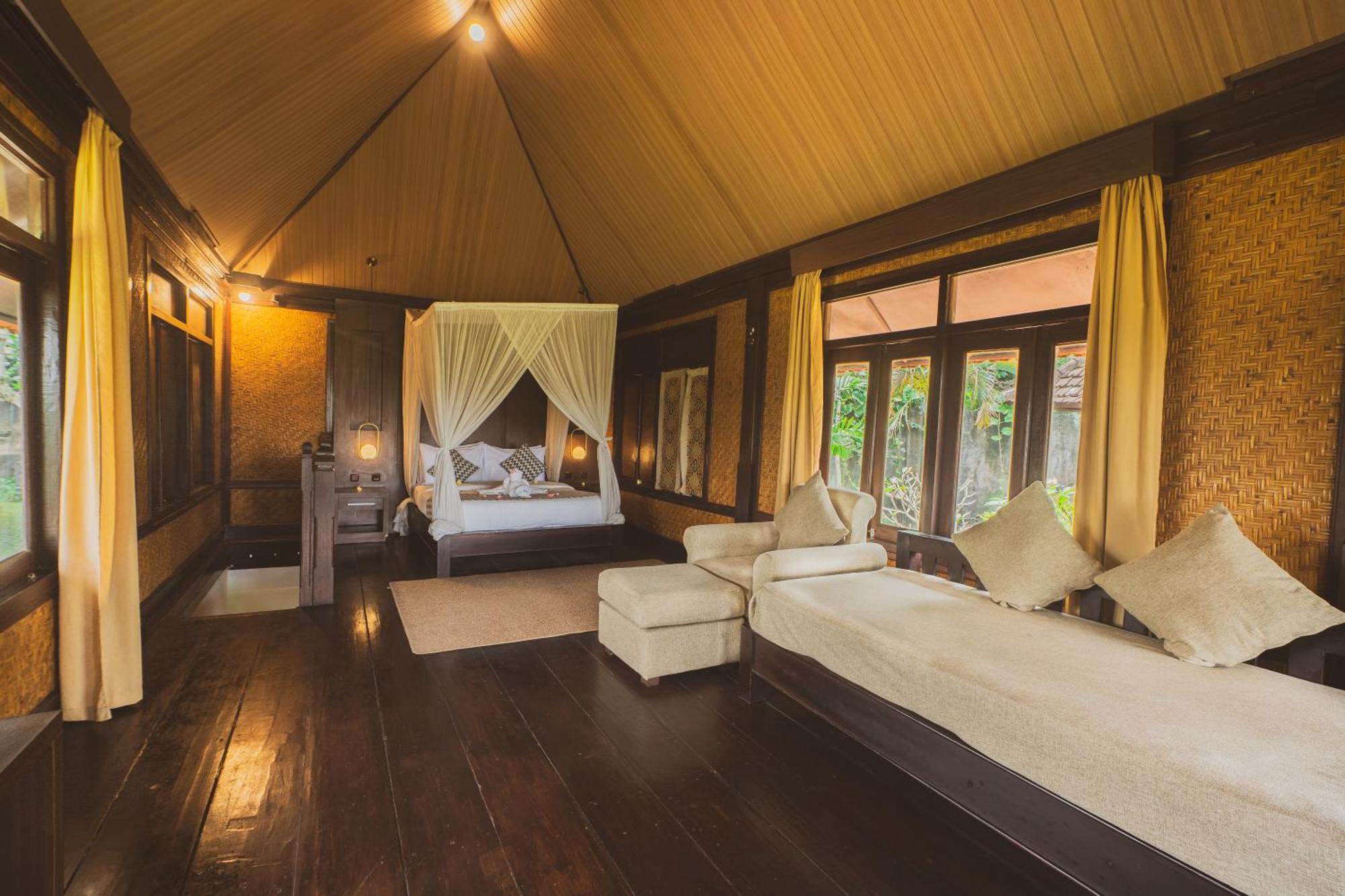 Two Storey One-Bedroom Villa Rice-Field View