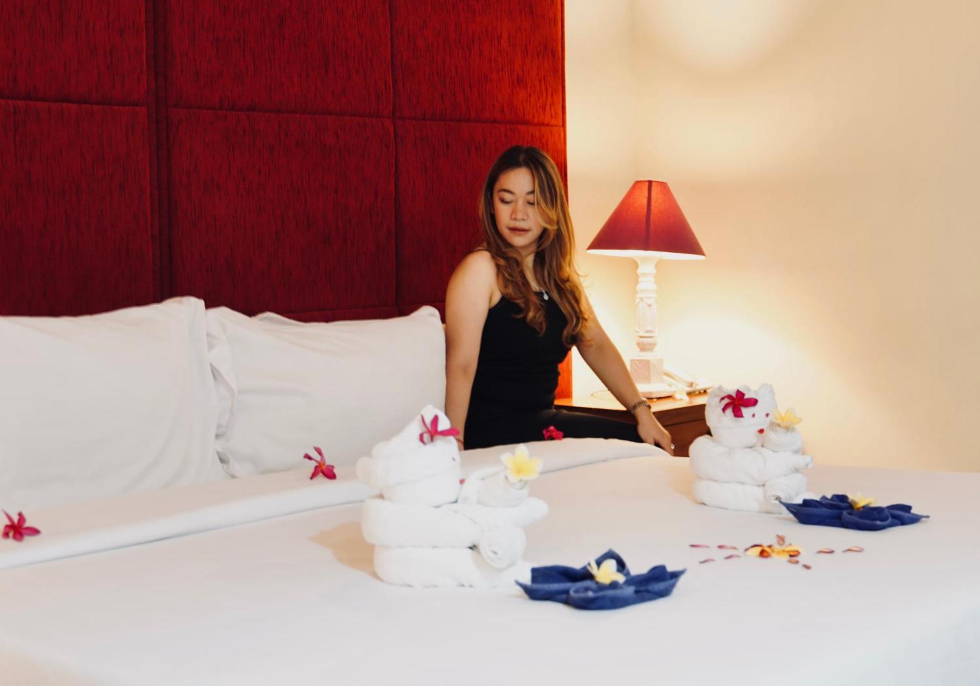 Superior Double or Twin Room Garden View