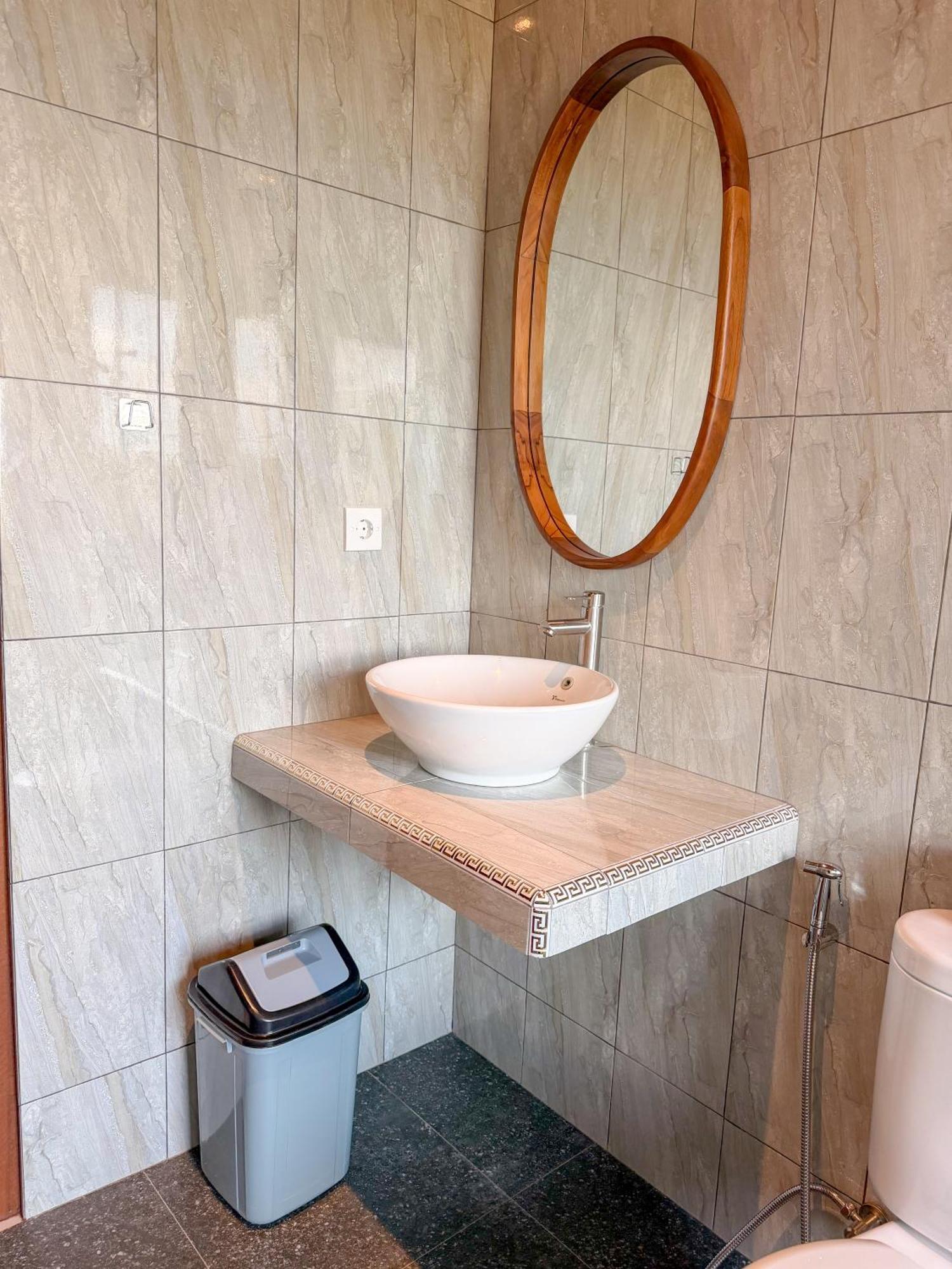 Deluxe Double Room Bath