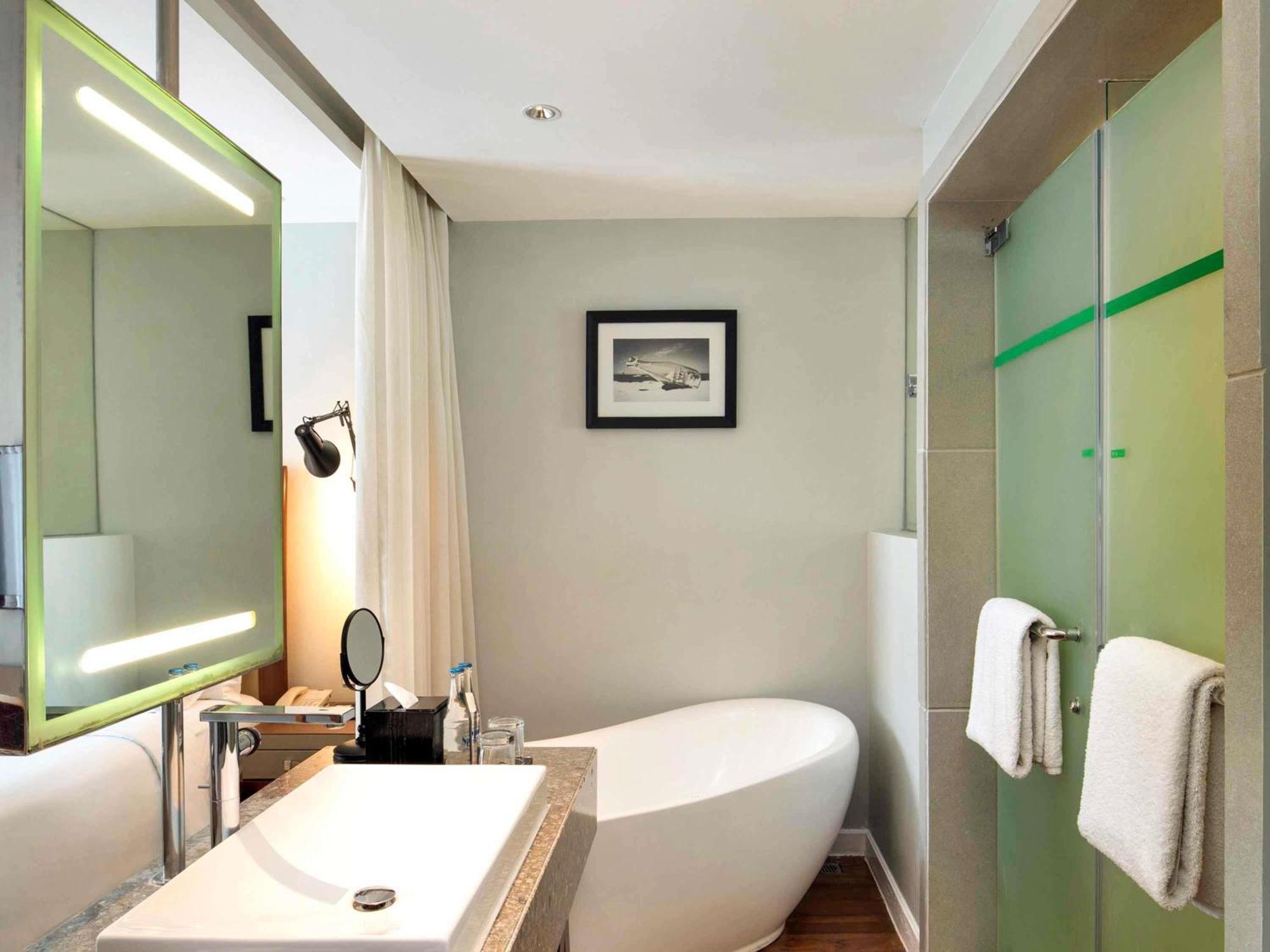 Deluxe Double Heritage Room