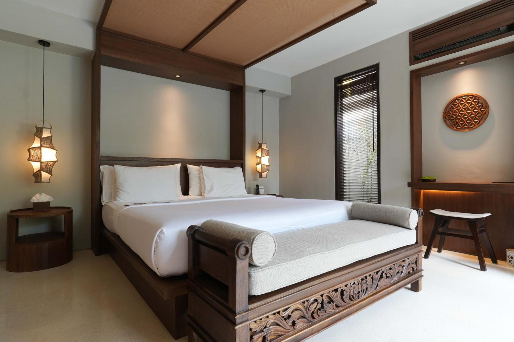 Signature Pool Villa
