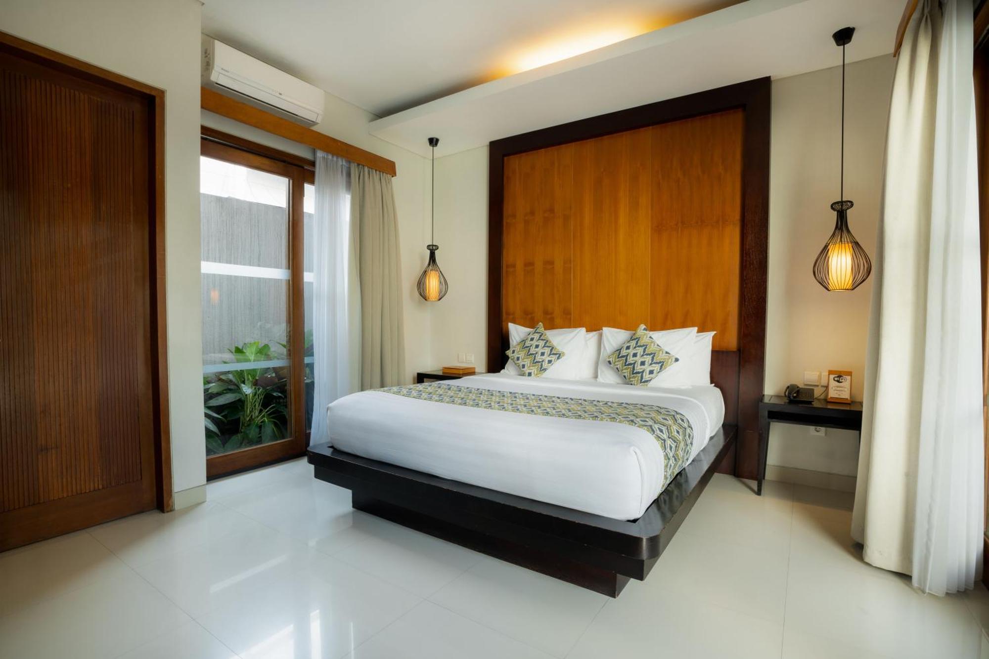 Airport Pick Up at One-Bedroom Pool Villa
