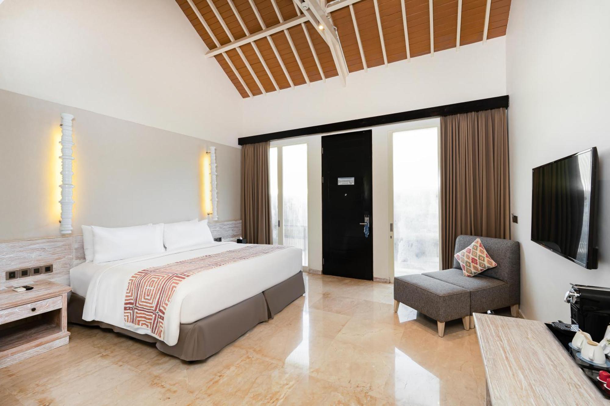 Montigo Retreat Serenity Garden Pool Room