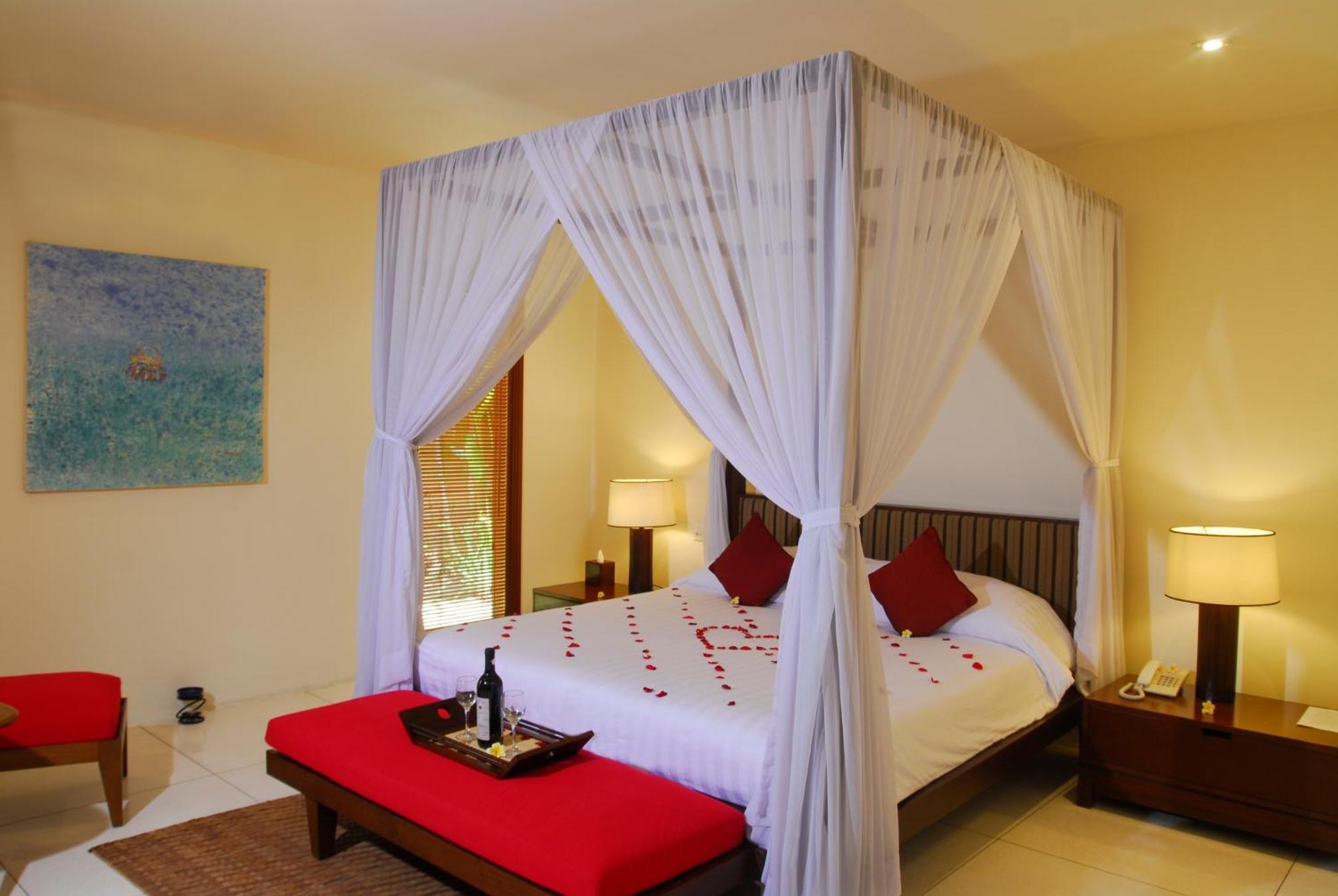 Three-Bedroom Villa,1303607557:JPEG