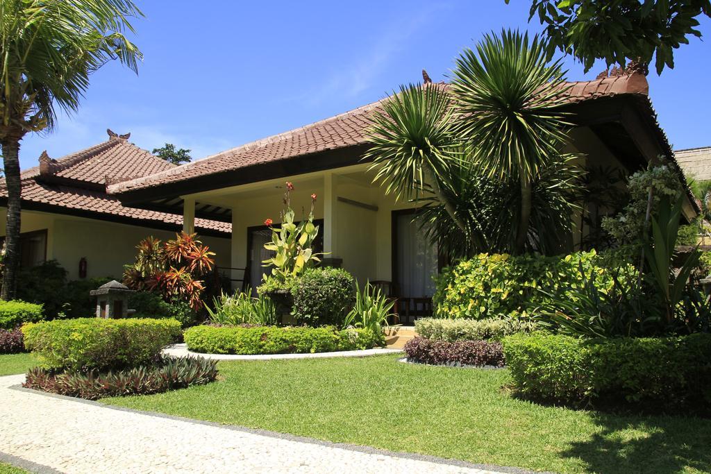 Deluxe Bungalow with Garden View