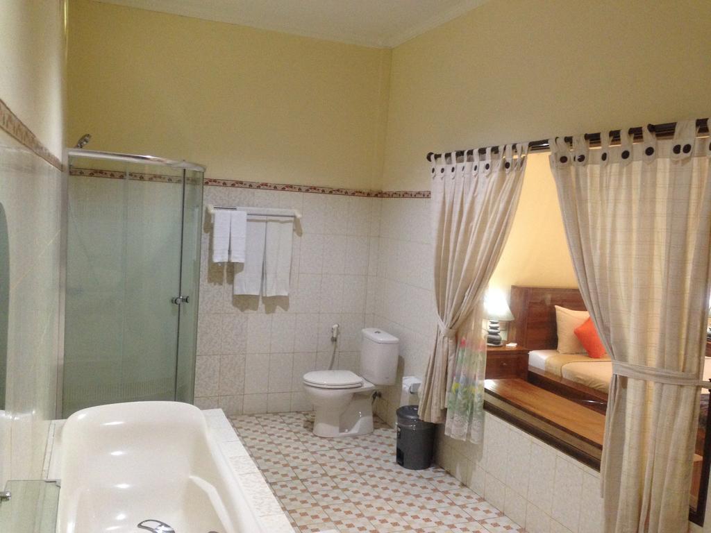 Shocking Deal at Suite Pool View Benefit