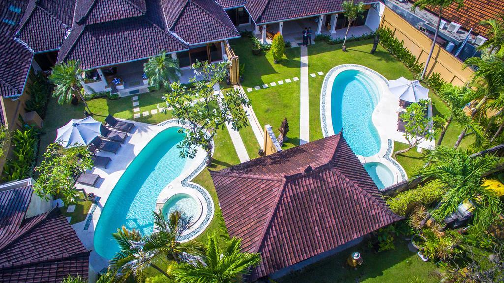 Five-Bedroom Villa