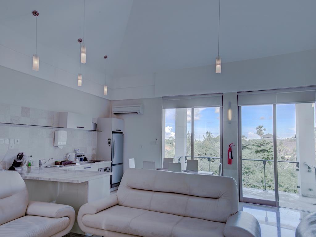Three-Bedroom Suite with Ocean View