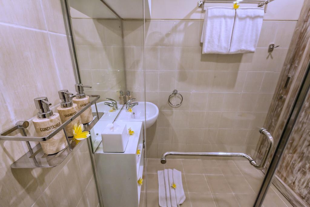 Suite with Pool Access,406500723:JPEG