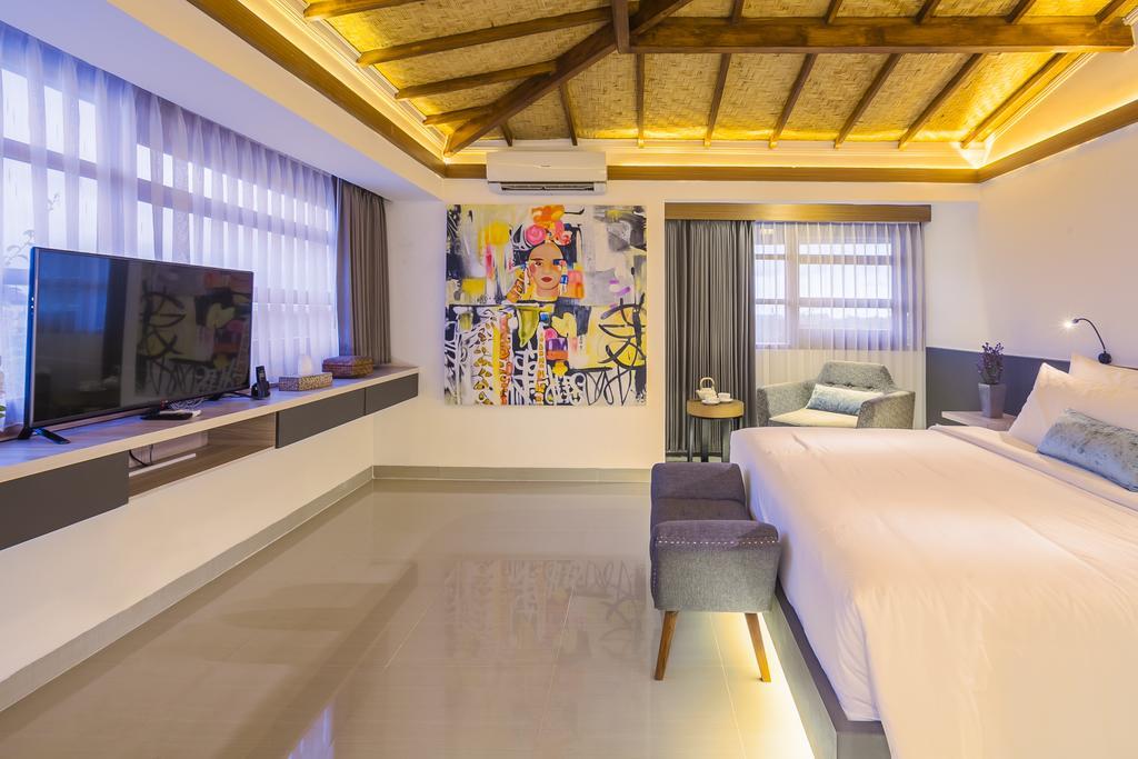 Penthouse Apartment