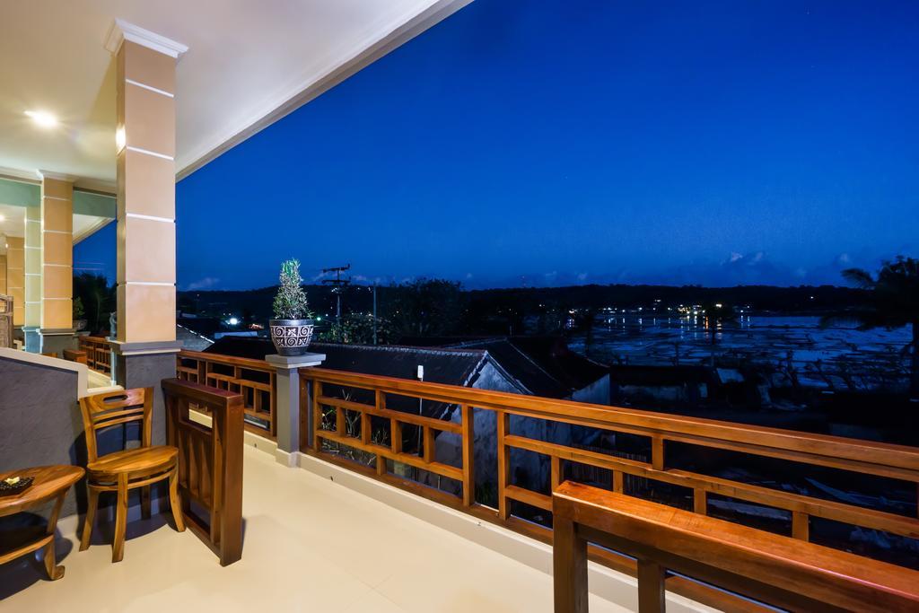 Tweepersoonskamer met Balkon en Uitzicht op Zee