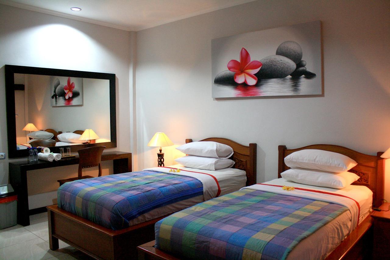 Twin Room,526596660:JPEG