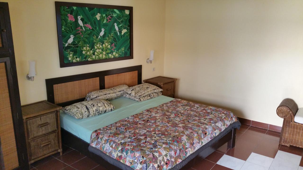 Chambre Double avec Balcon (2 Adultes + 1 Enfant)