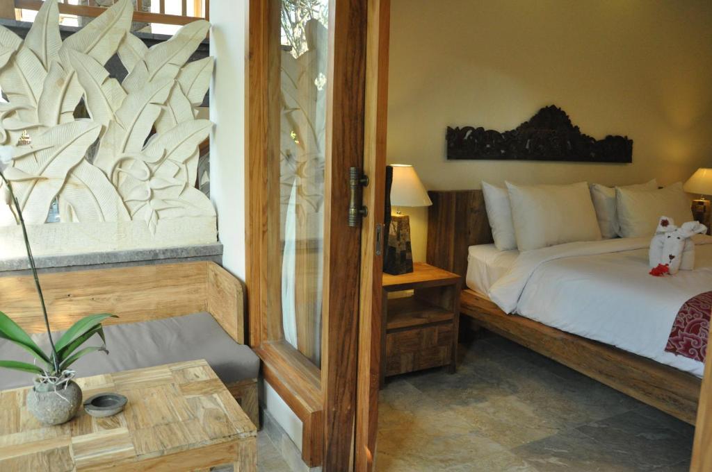 Deluxe Room Welcome Massage Afternoon Tea