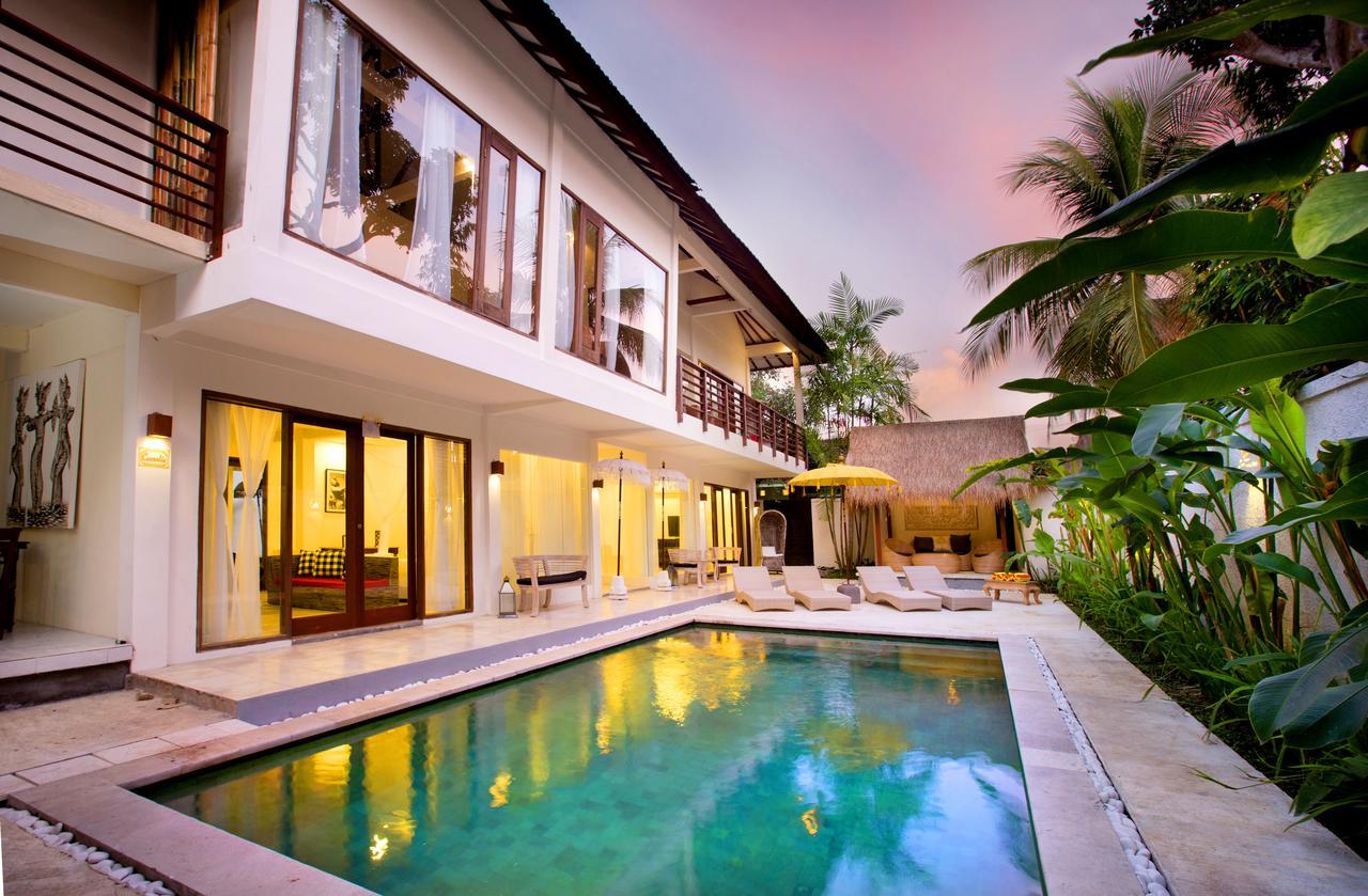 King Suite Pool View