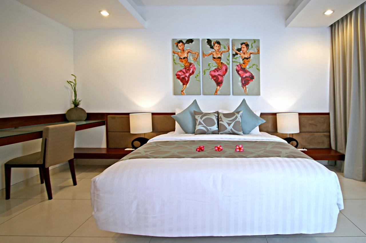 One-Bedroom Apartment Private Pool