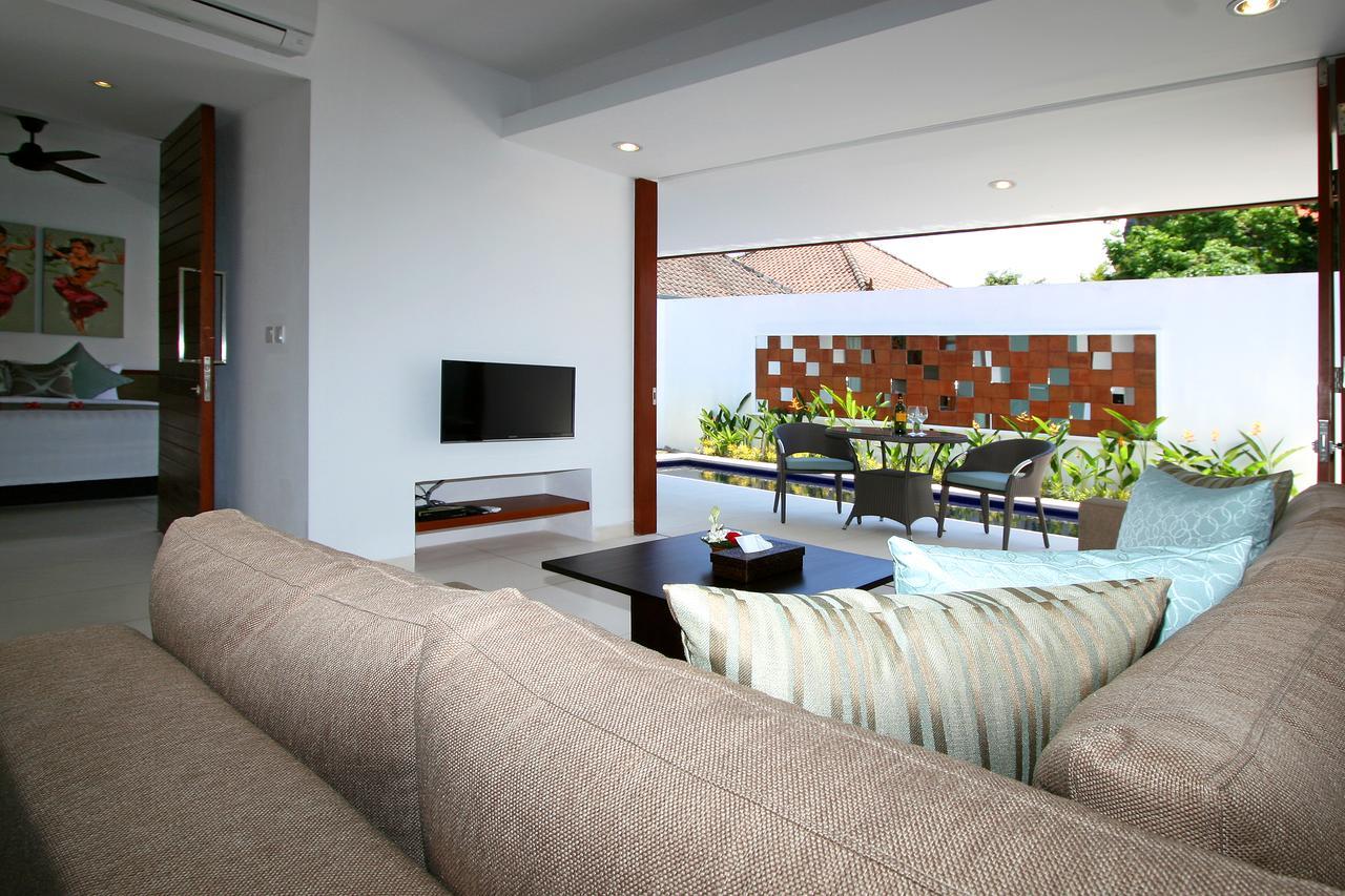One-Bedroom Apartment Private Pool