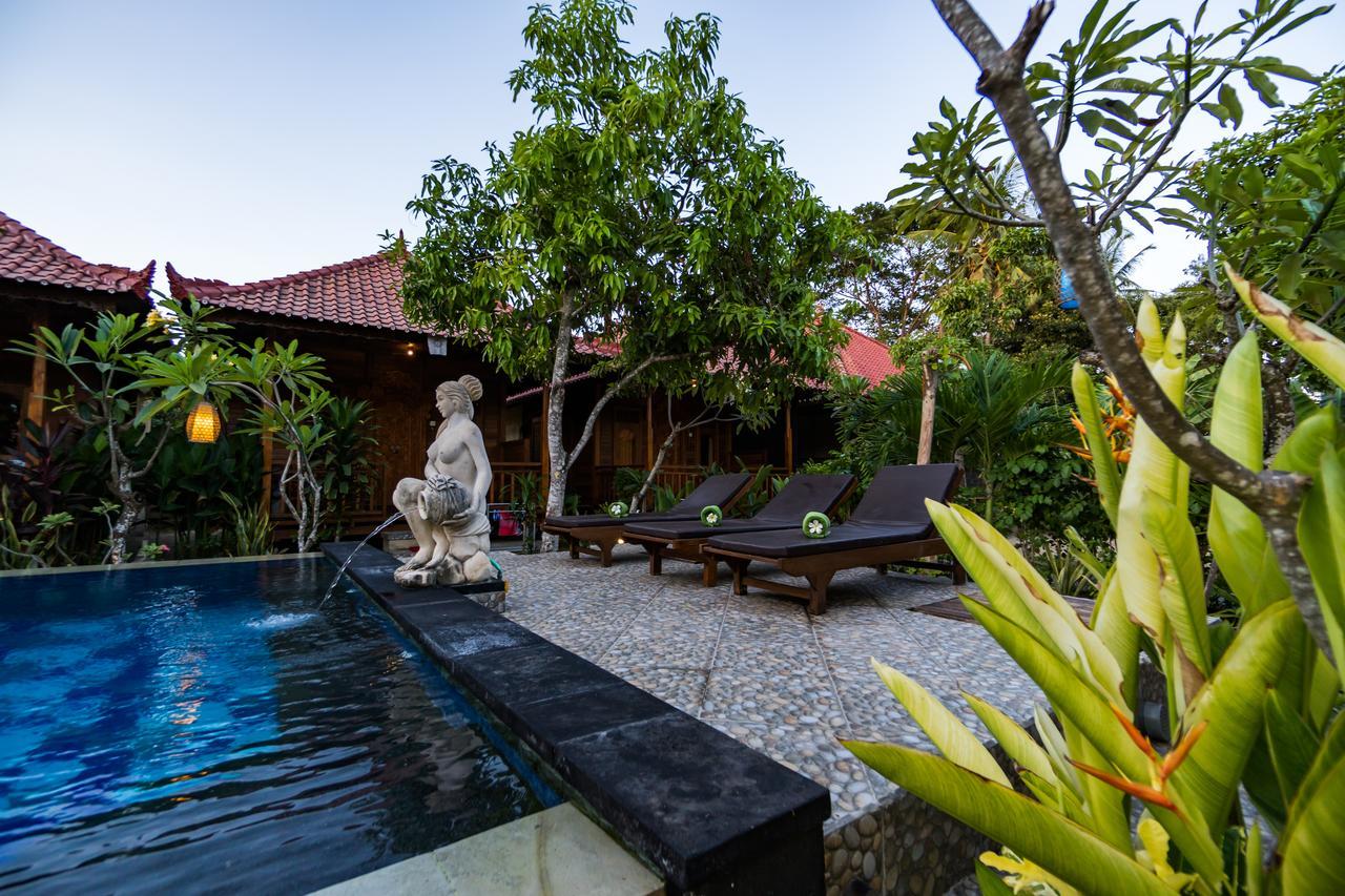 One-Bedroom Bungalow