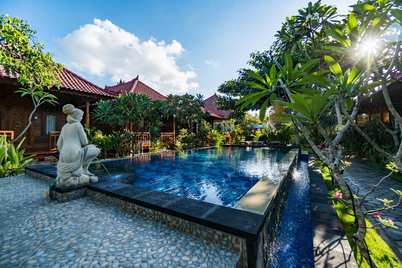 One-Bedroom Bungalow