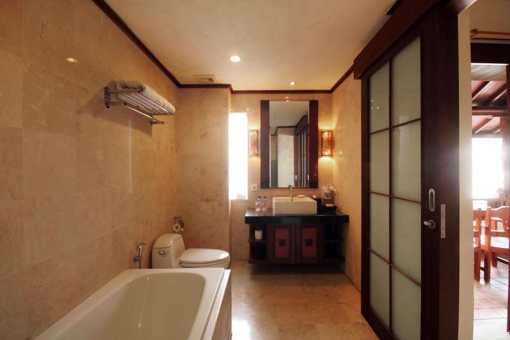 Deluxe Double or Twin Room with Balcony