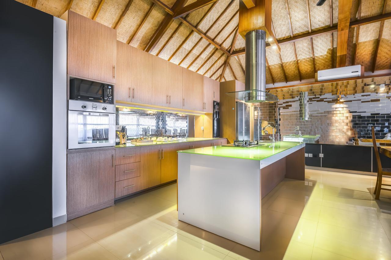 Luxury Three-Bedroom Apartment