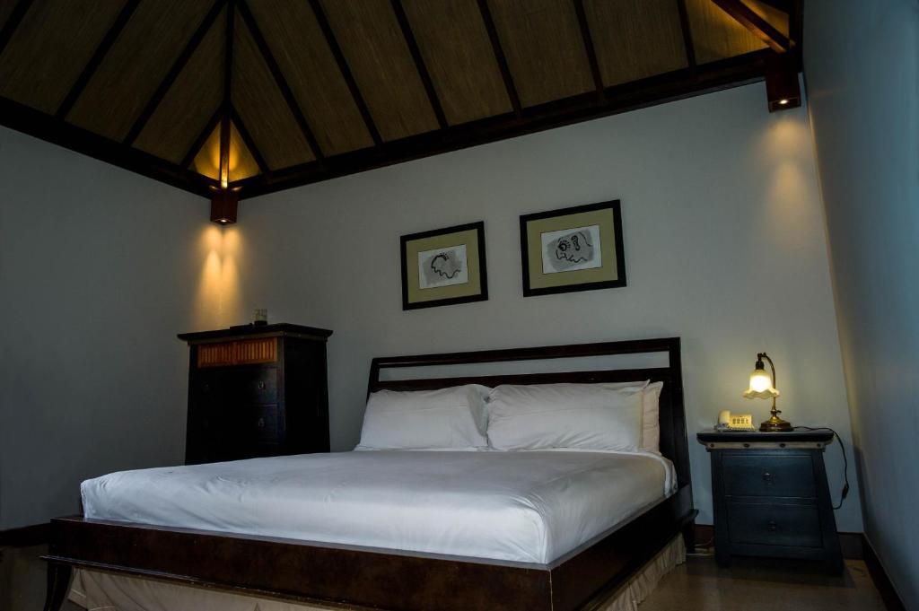 Deluxe Room Balcony