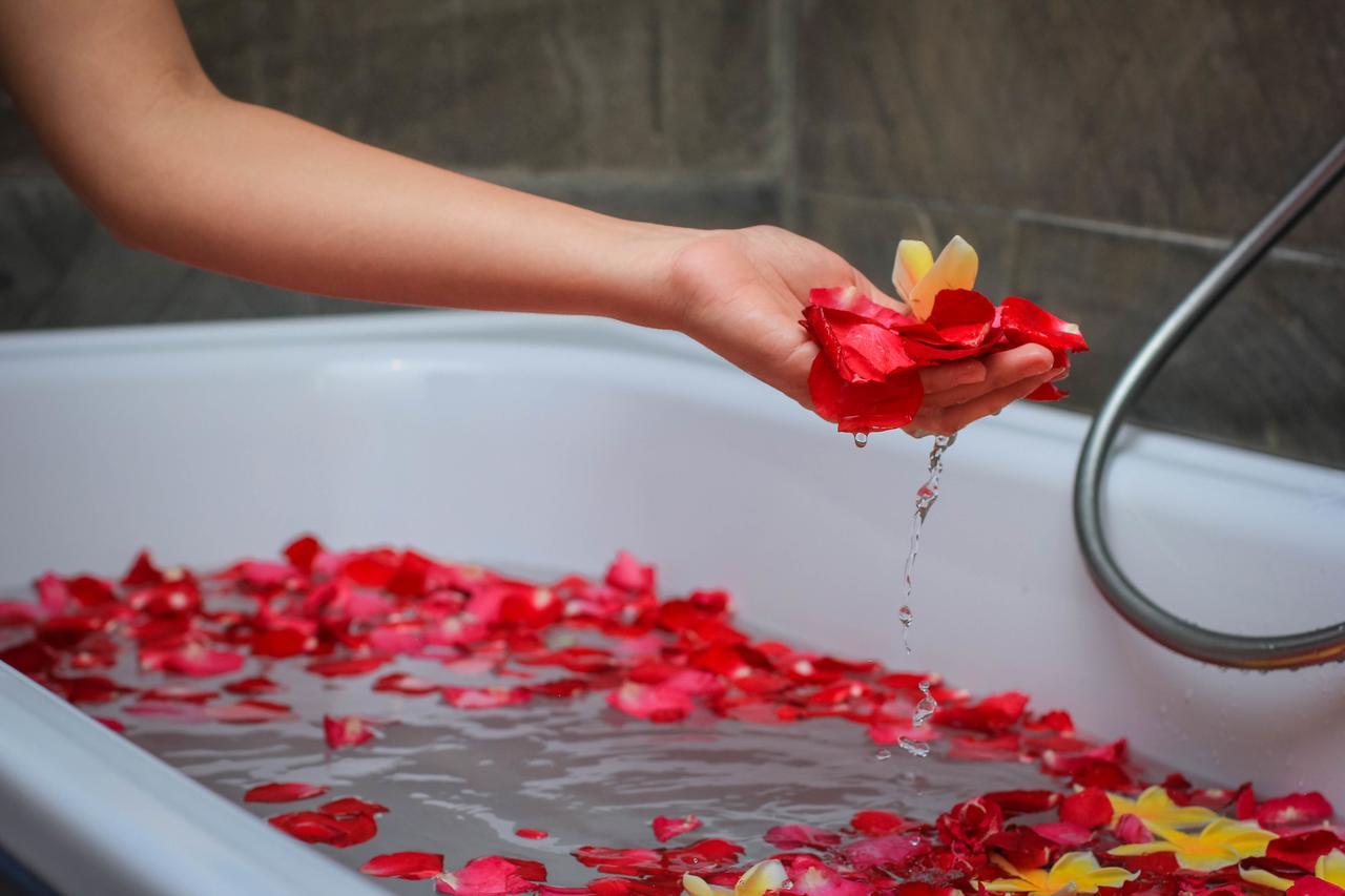 Honeymoon at One-Bedroom Pool Villa