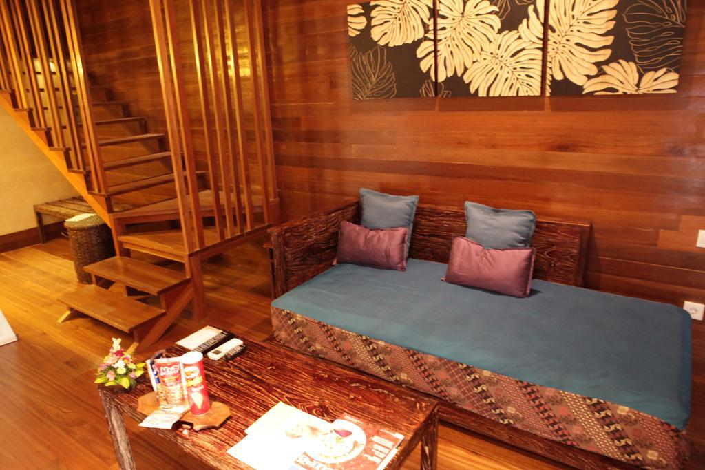 Duplex Rooftop Villa with Free Voucher Rafting in Ubud