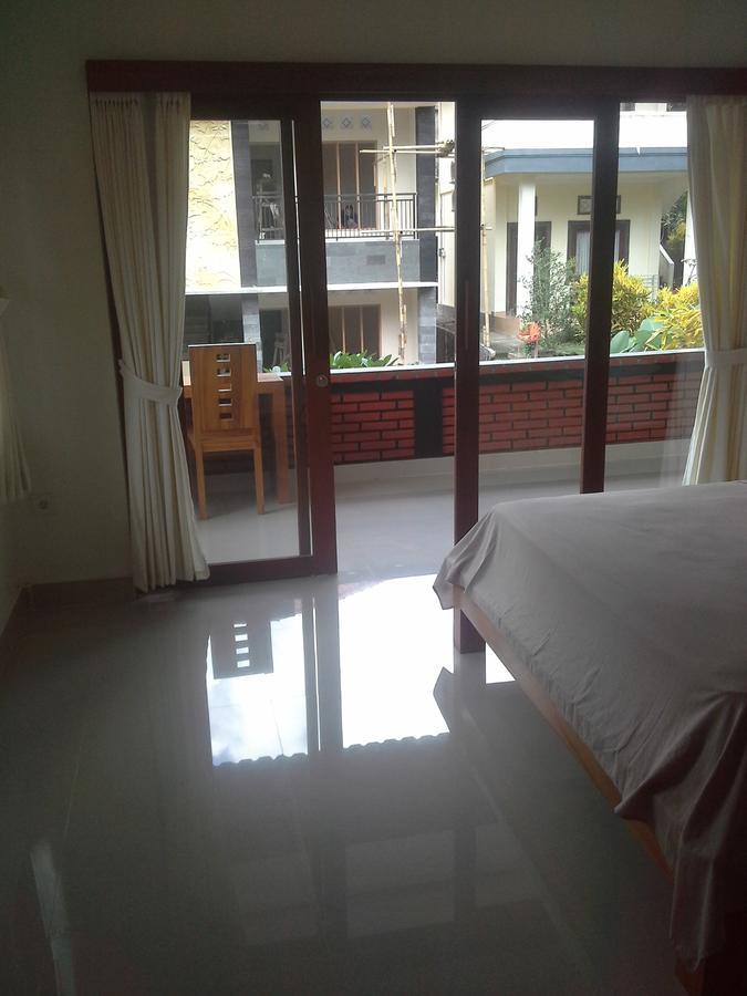 Superior Single Room,665944356:JPEG