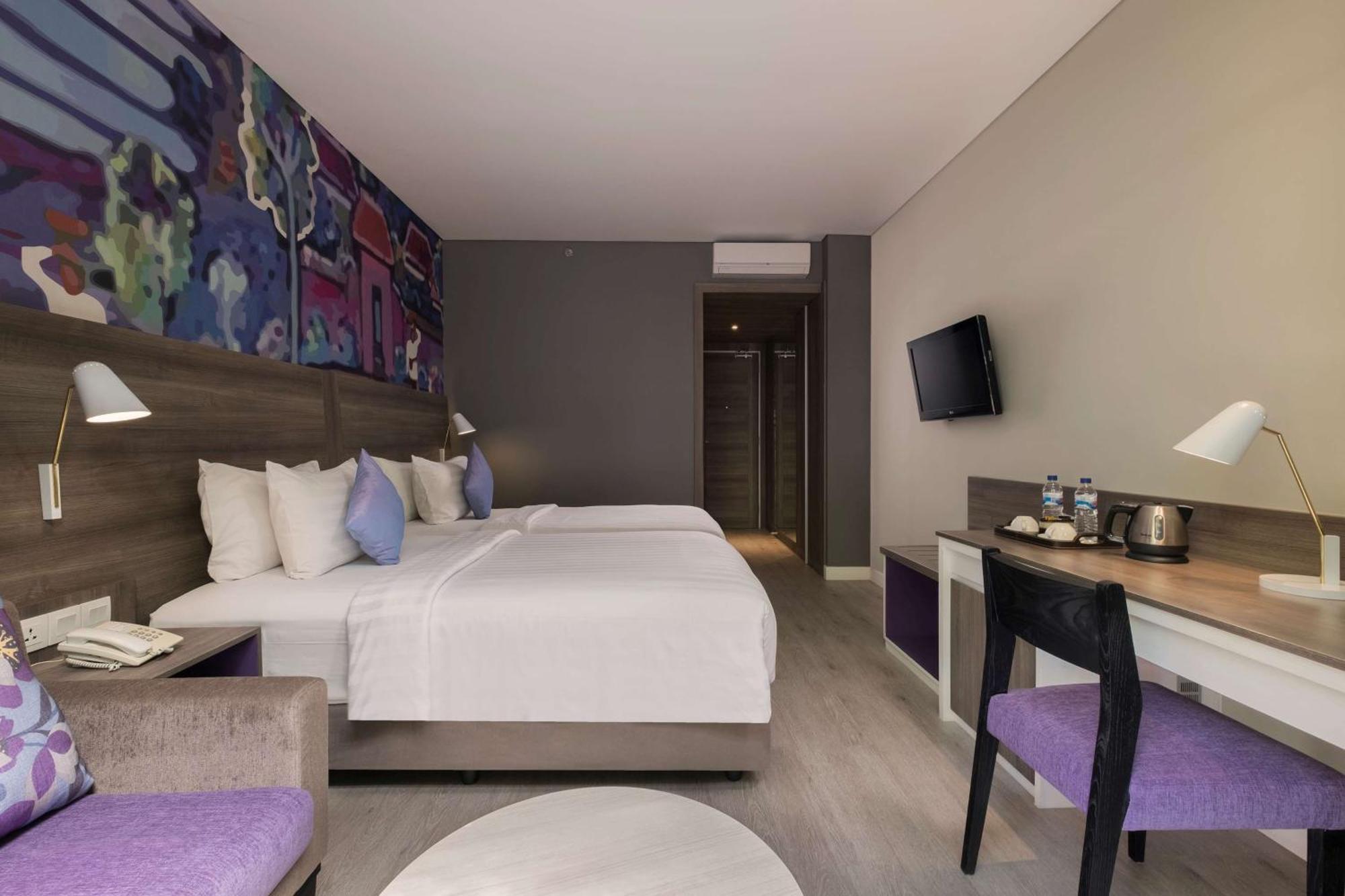 Deluxe King Room,1698897899:JPEG