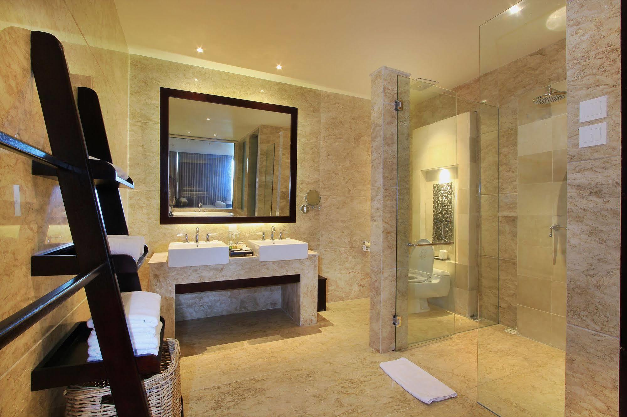 Suite Ocean View,1213820734:JPEG