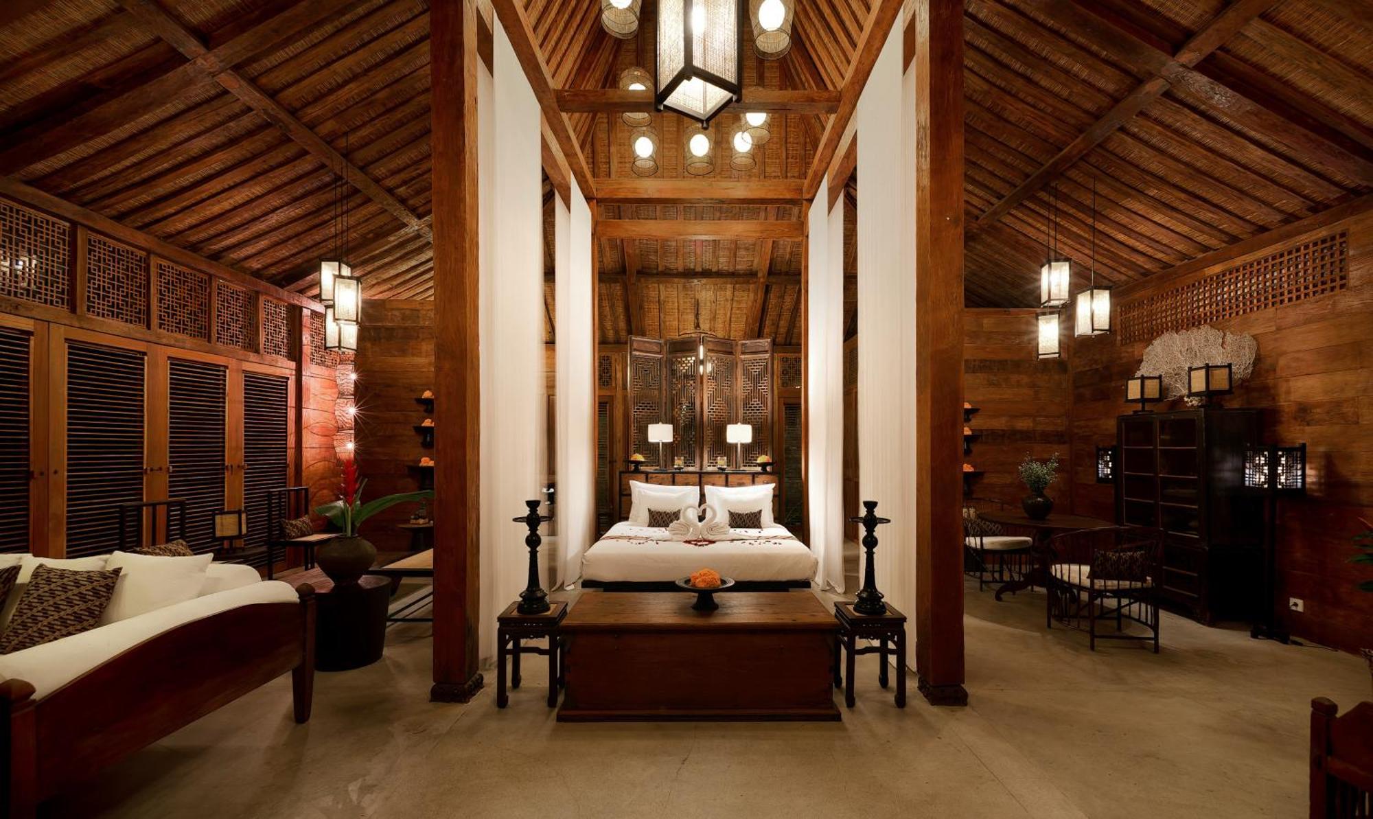 Wooden One-Bedroom Luxury Villa Yoga Activities