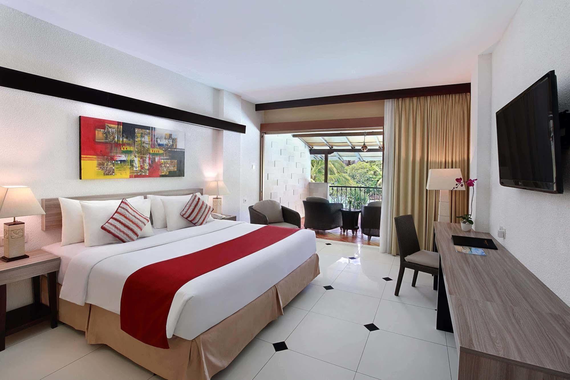 Premier Double or Twin Room Pool View