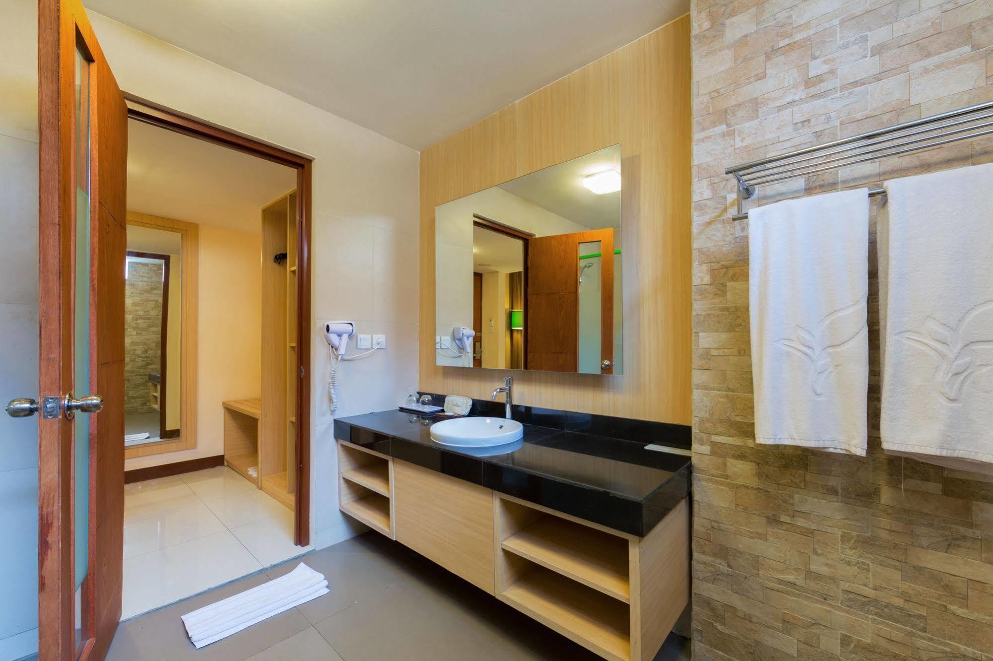 Suite Room