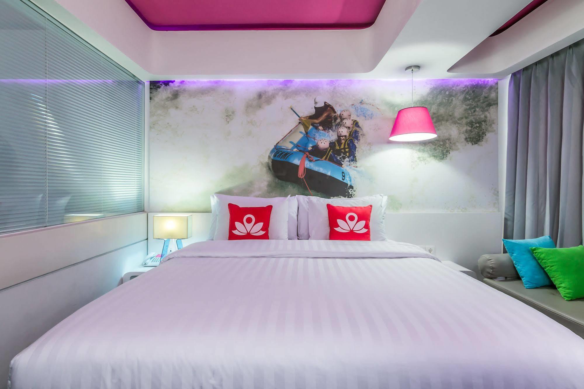 Standard Queen Room