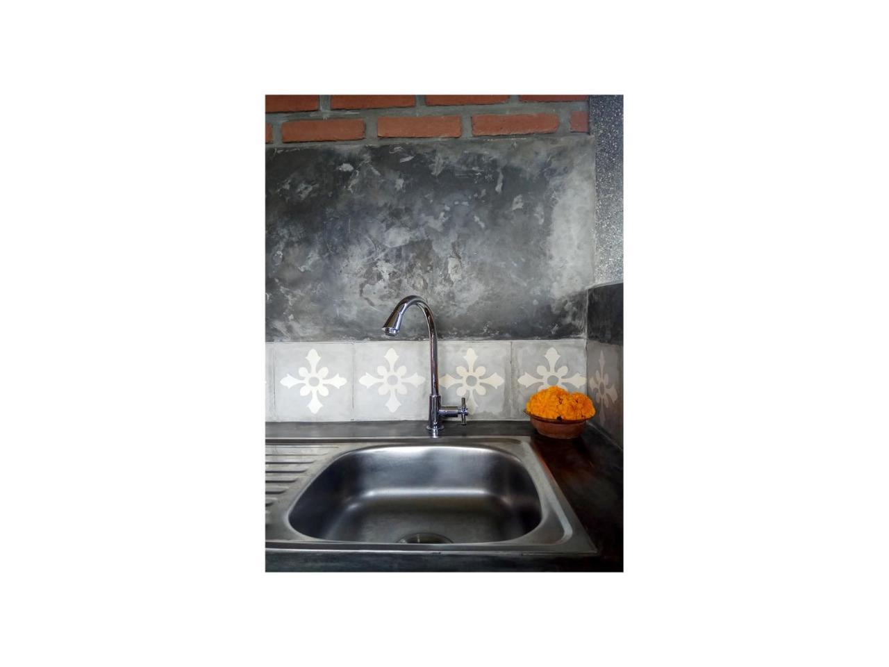 Standard King Room Kitchen