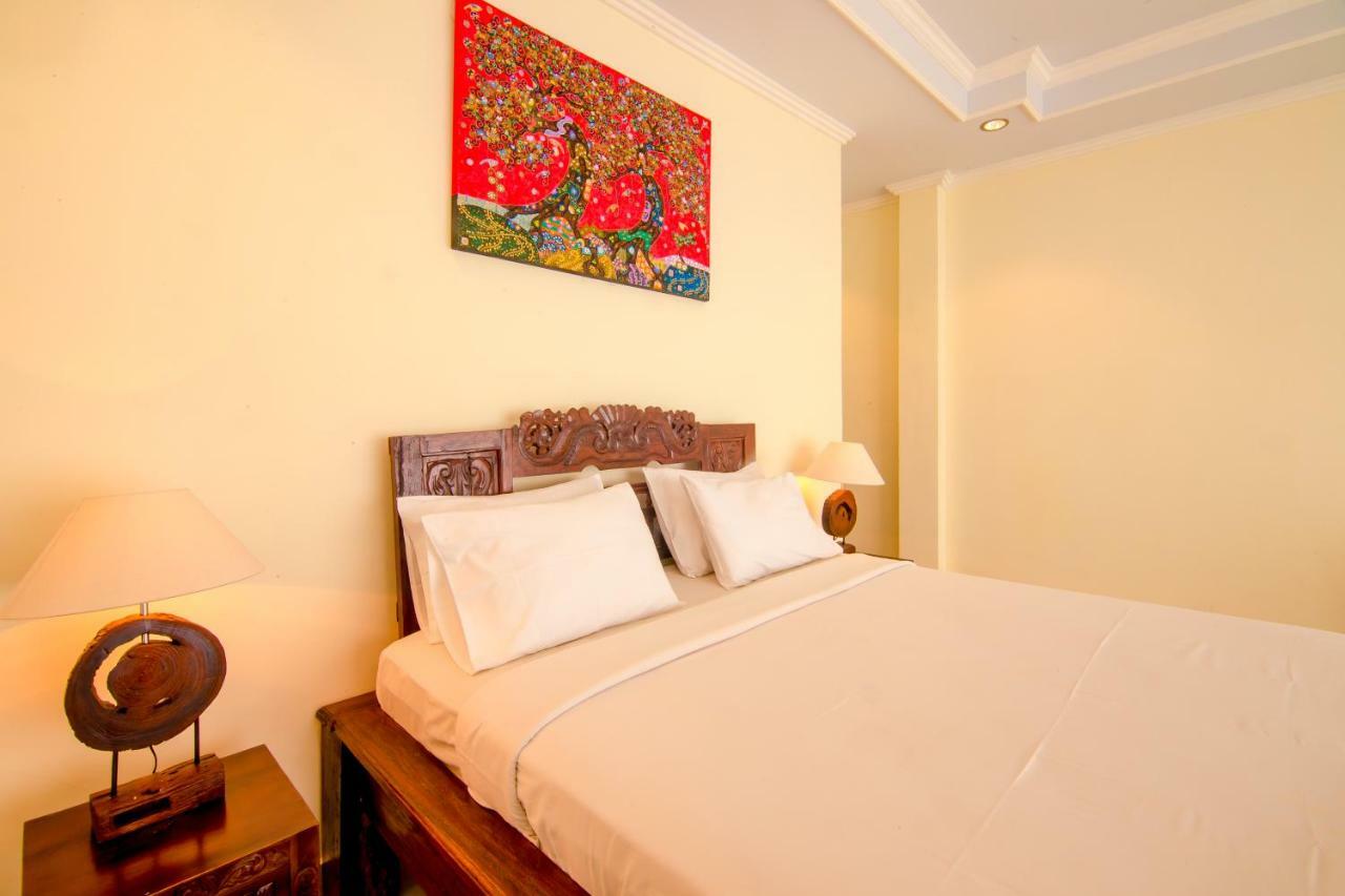 Deluxe Double Room Shower
