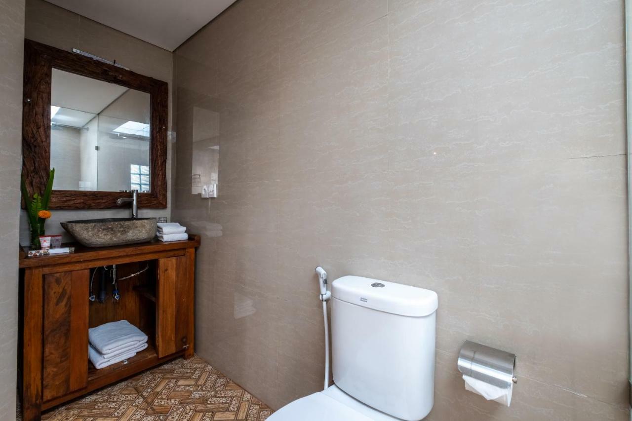 Deluxe Room with Rice field View