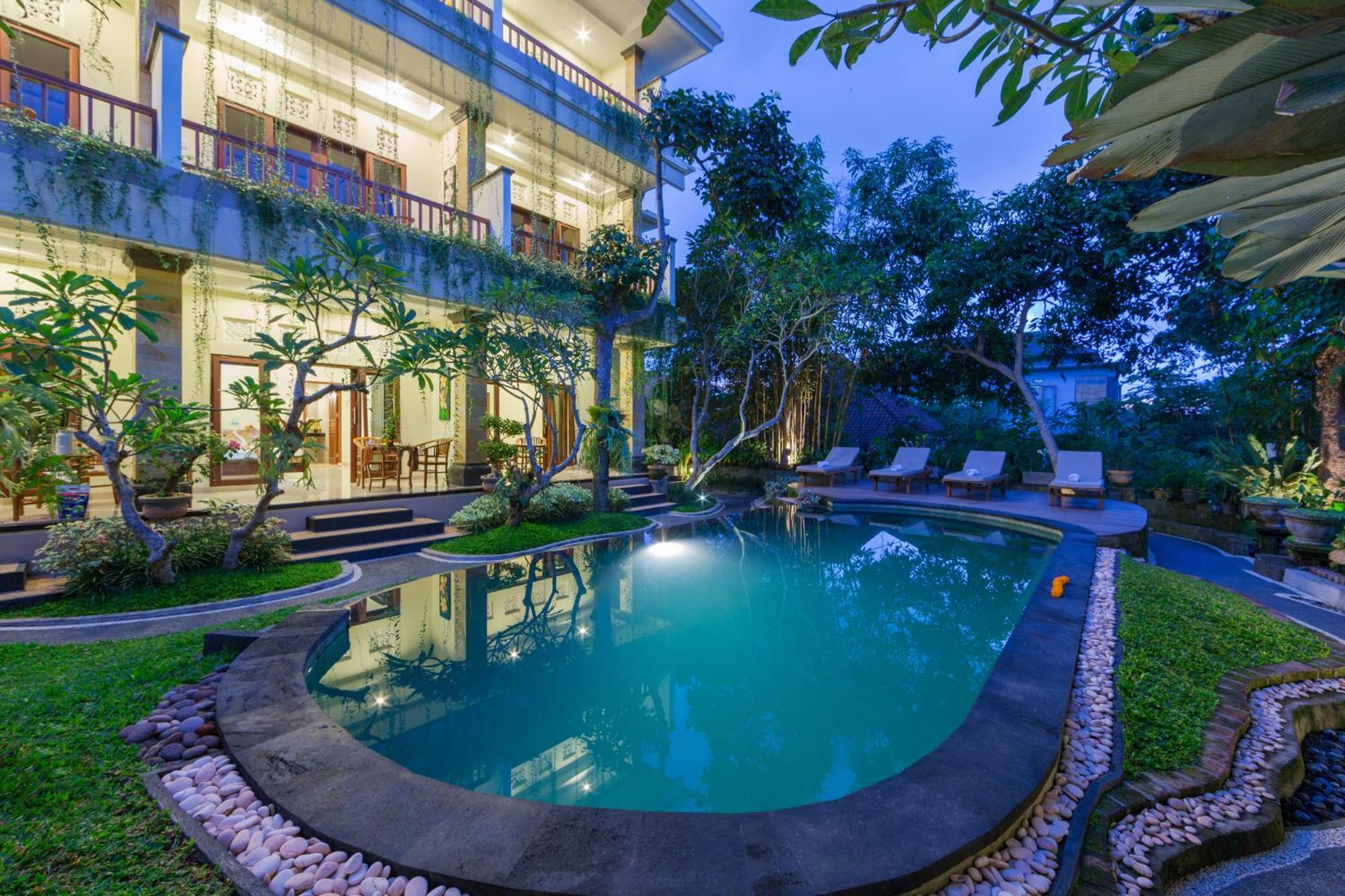 Double Room Pool View