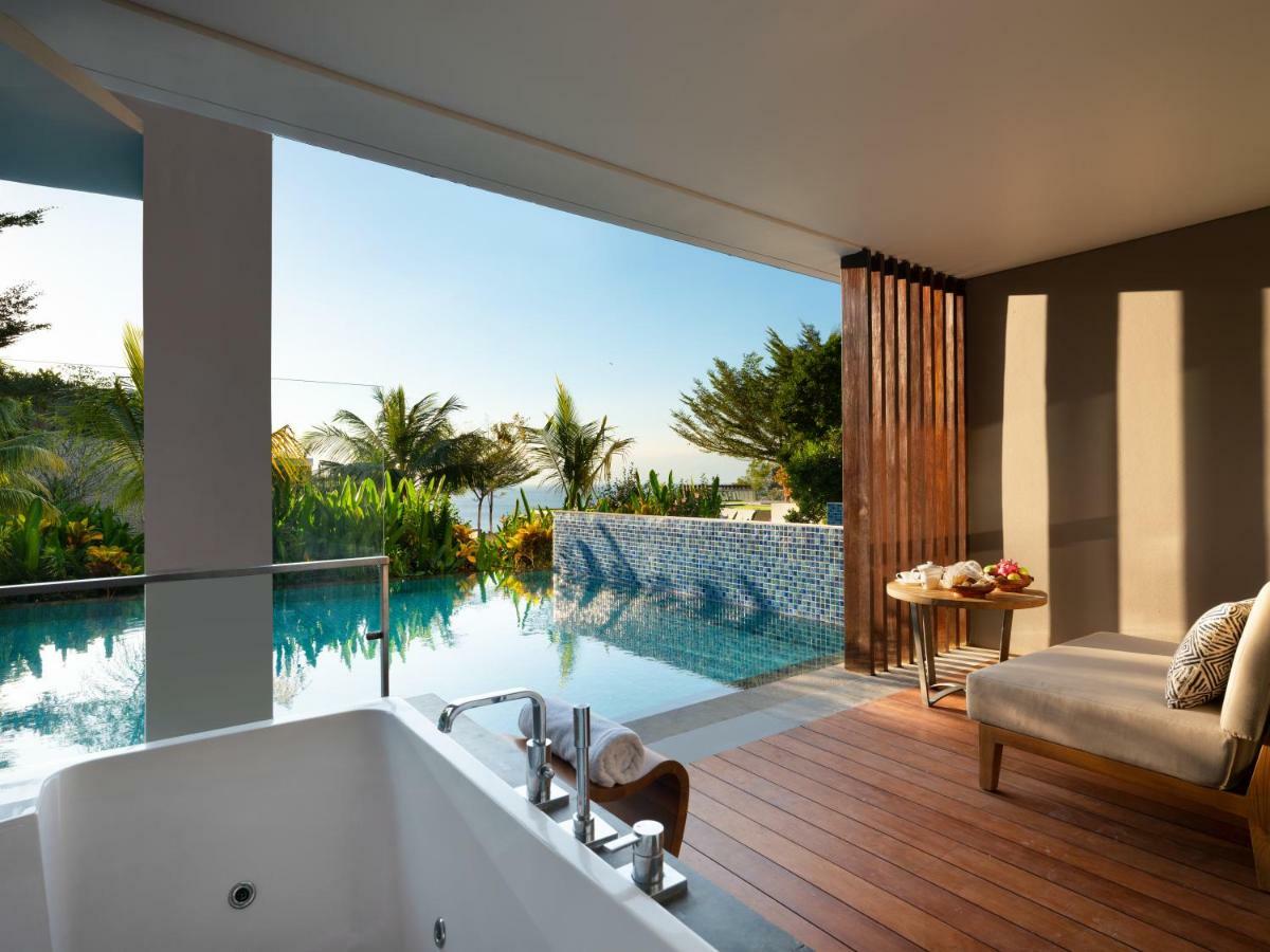 Garden View Pool Suite with Free Benefits