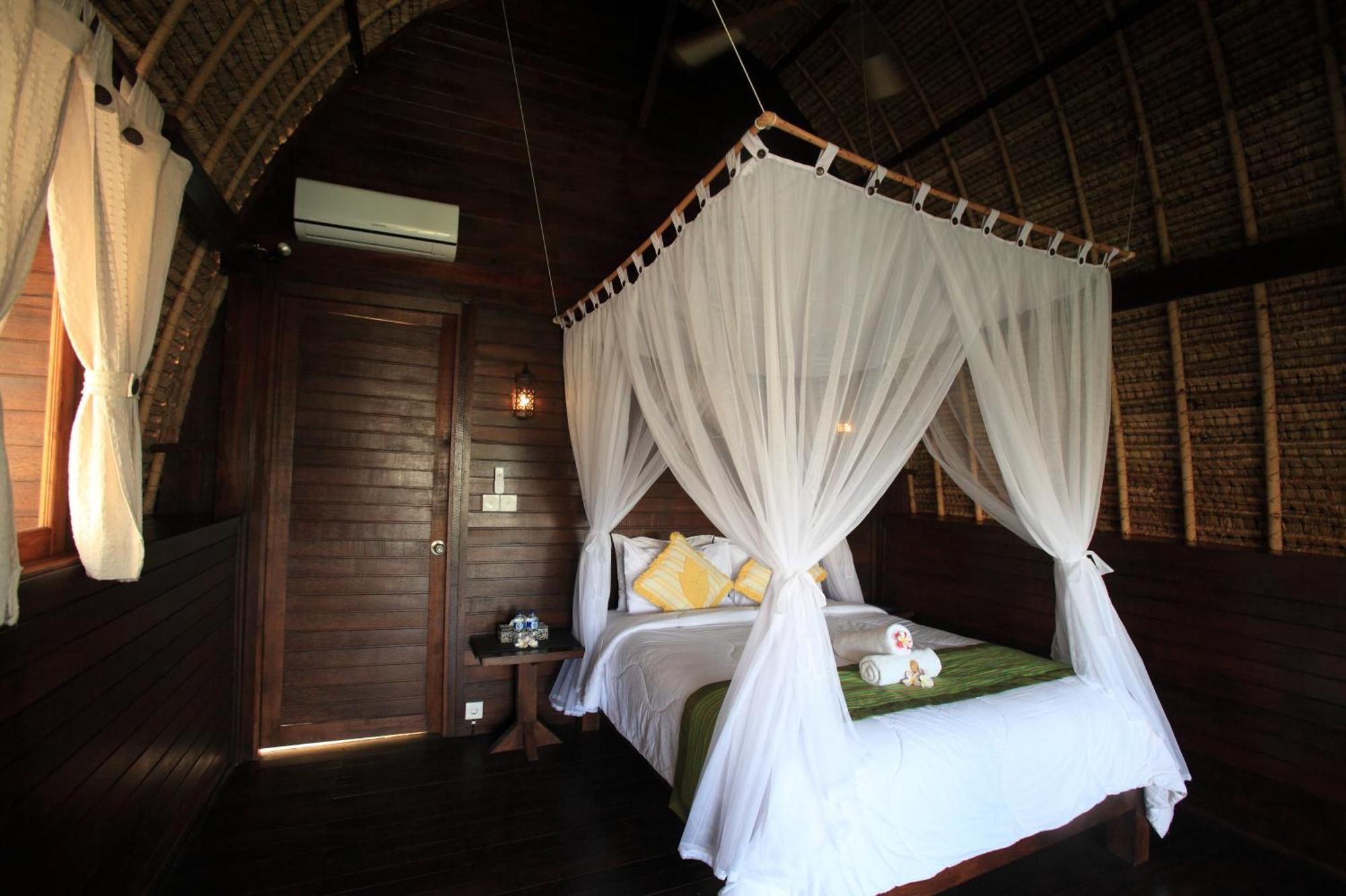Deluxe Bungalow