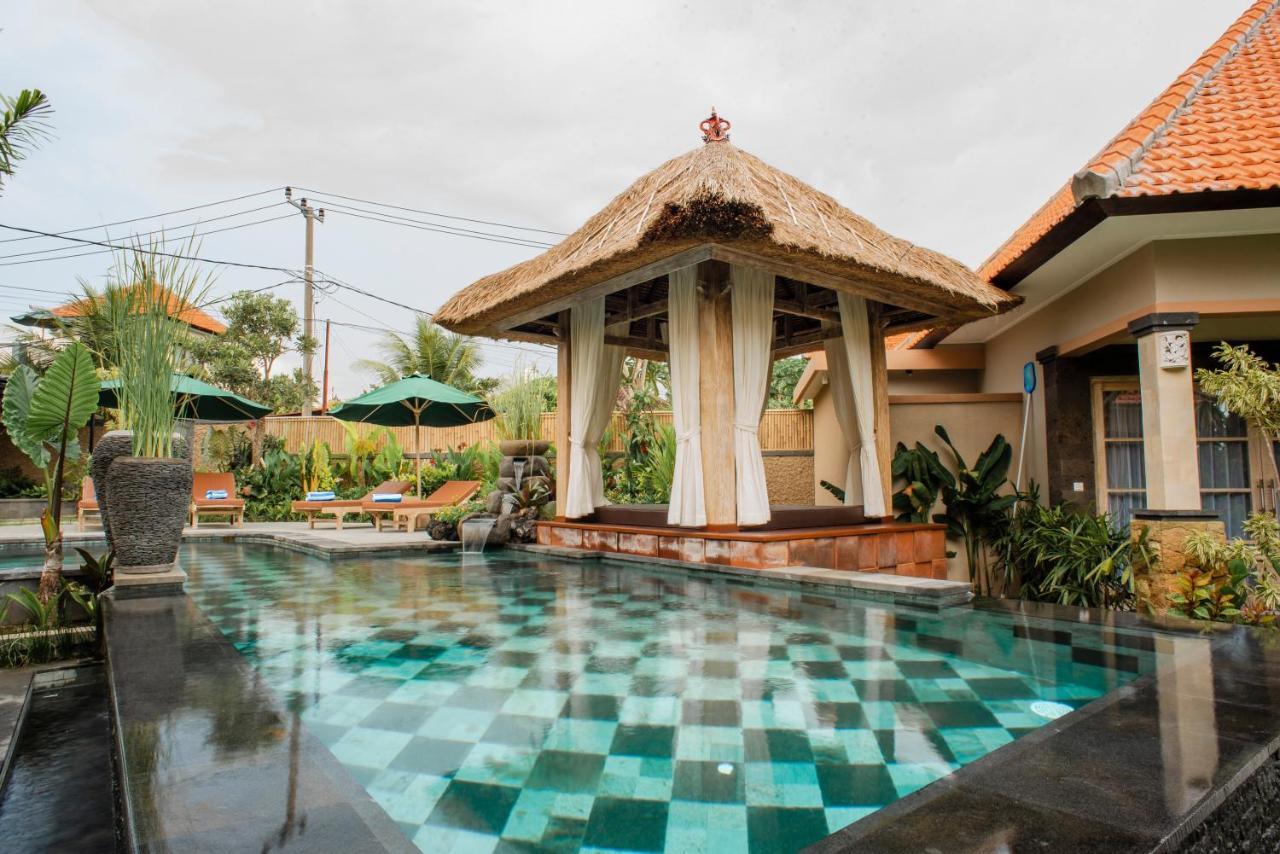 Six-Bedroom Villa Private Pool