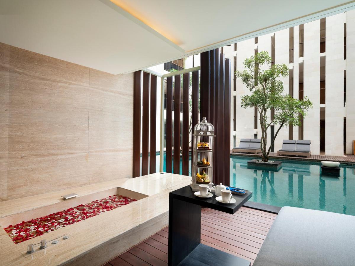 Seminyak Pool King Suite Balcony