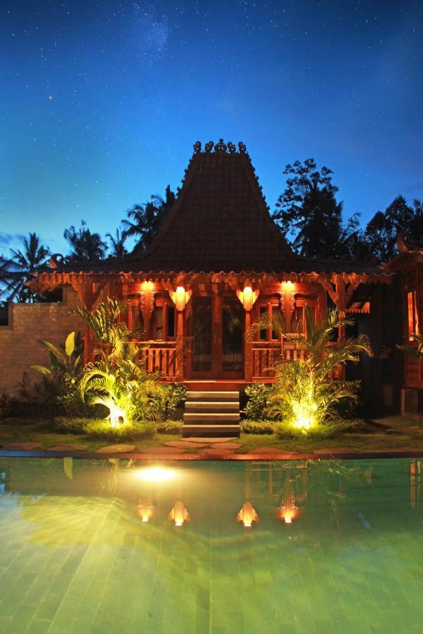Villa 1