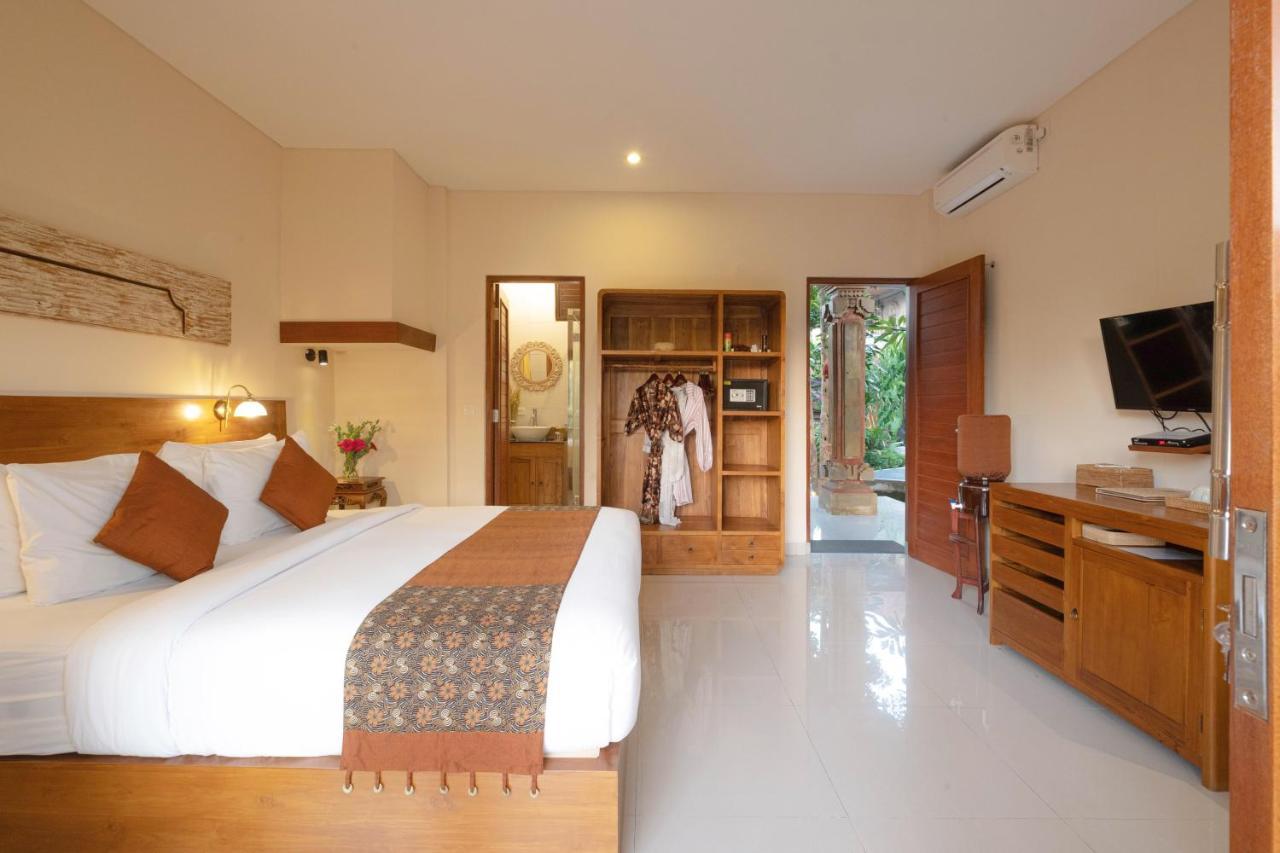 Superior Double or Twin Room Garden View