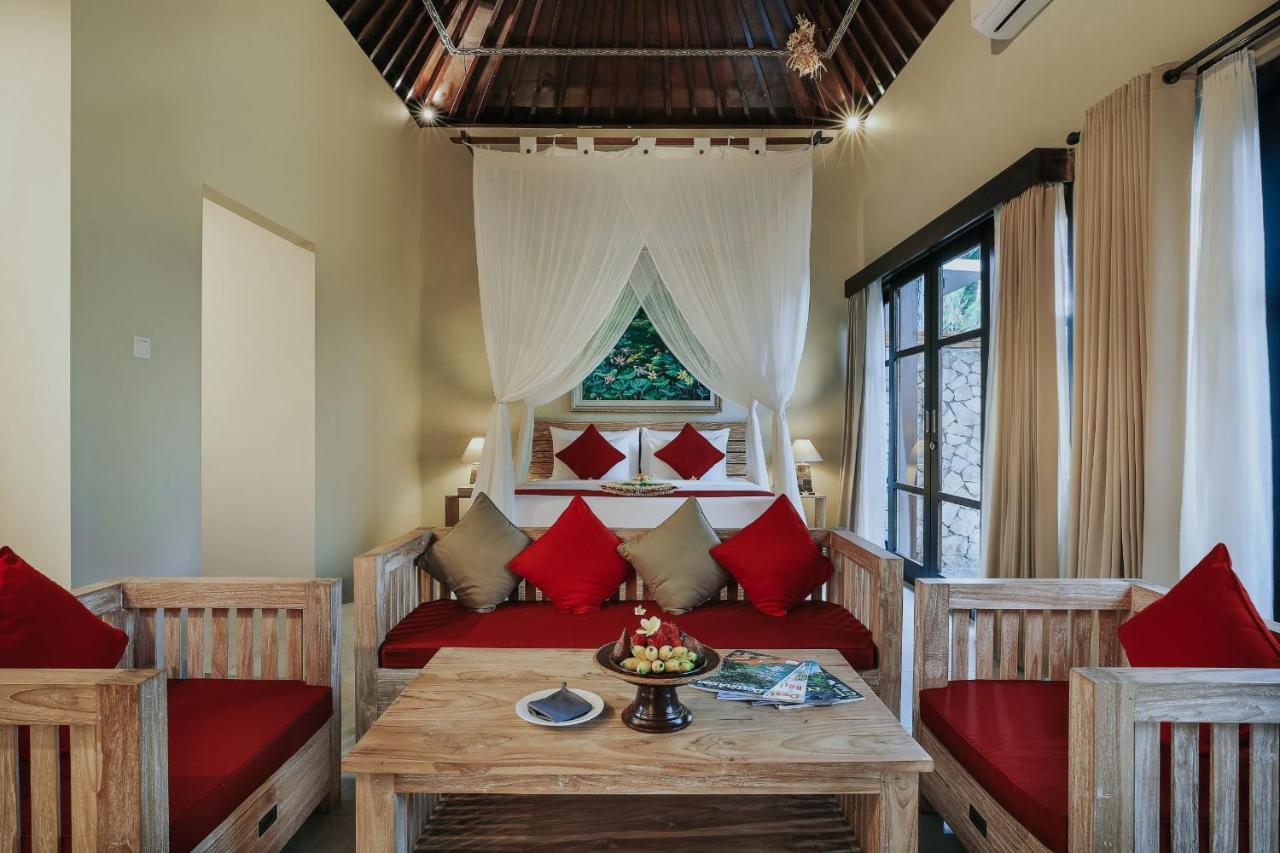 One-Bedroom Villa with Private Pool with Free One-Time Floating Breakfast.