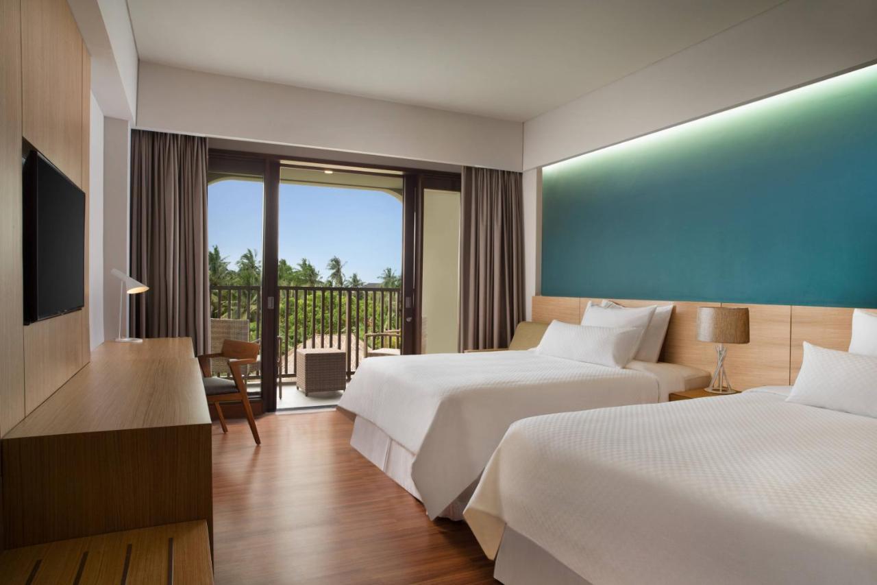 Deluxe Room Guest room 2 Twin or Single Beds Garden view Balcony Daily Shuttle to Monkey Forest Daily Yoga Bike to borrow Family Activity 24 Hour access to Motion Fitness Center